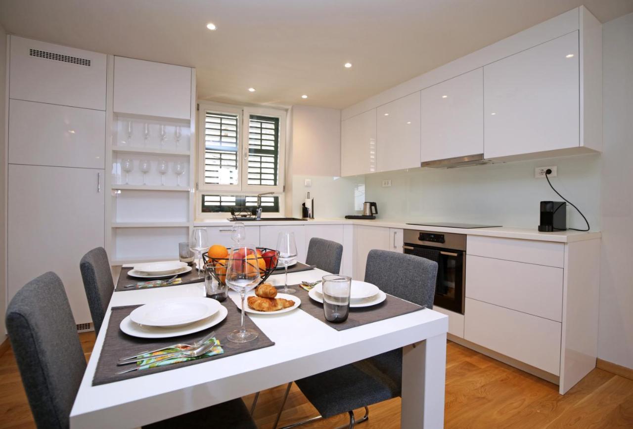 שיבניק Apartment Volat מראה חיצוני תמונה