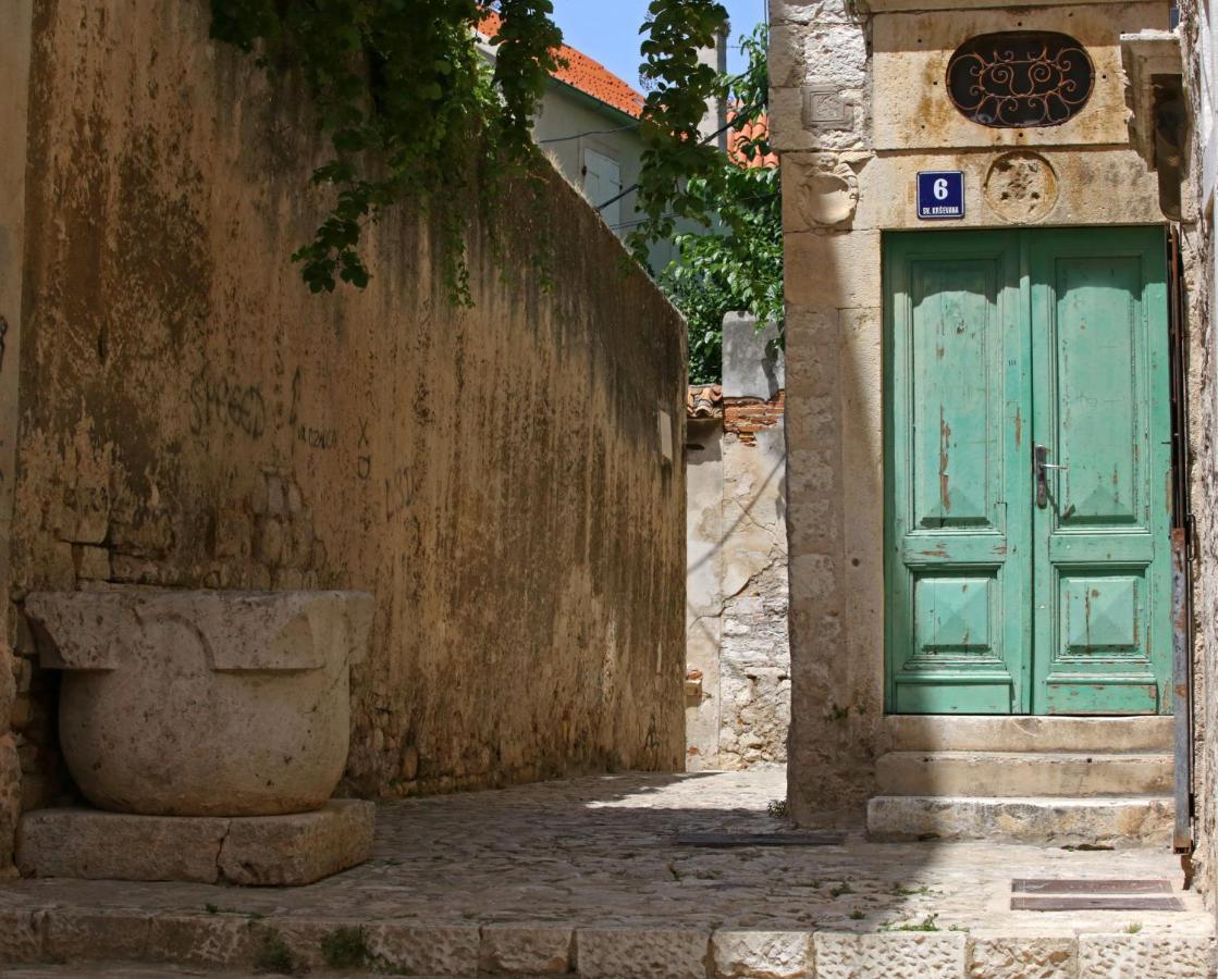 שיבניק Apartment Volat מראה חיצוני תמונה